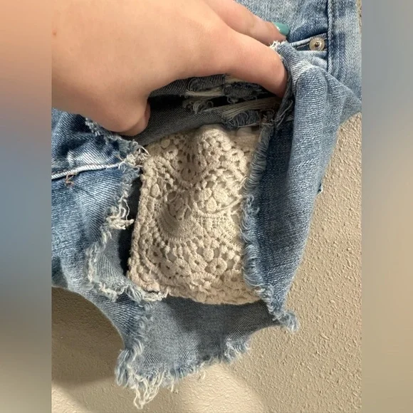 American Eagle Hi-Rise Shortie Next Level Stretch - Picture 3 of 7